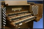      Consola del Órgano 
de 4000 tubos digitalizados